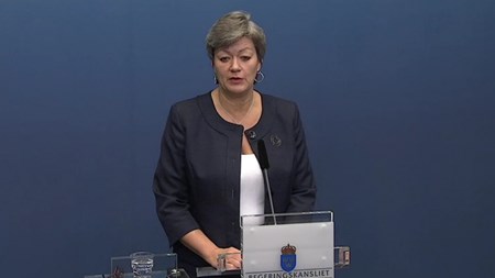 Arbetsmarknadsminister Ylva Johansson på en pressträff under onsdagen.