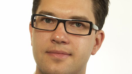 Dubbelsmäll. Sverigedemokraternas partiledare Jimmie Åkesson går även miste om pengar från riksdagen när han inte får sjukpenning från Försäkringskassan.