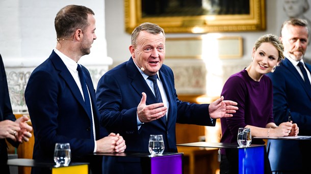 Morten Østergaard, Lars Løkke Rasmussen, Pernille Skipper och Anders Samuelsen vid danska valrörelsens första partiledardebatt.