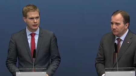 Utbildningsminister Gustav Fridolin (MP) och statsminister Stefan Löfven (S) bör nystarta Skolverket, anser både Statskontoret och Skolverkets egen generaldirektör Anna Ekström.  