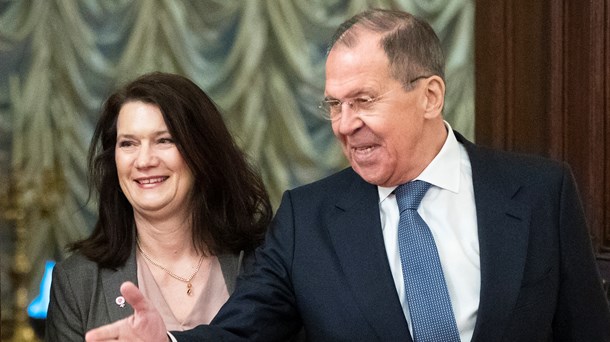 Utrikesminister Ann Linde (S) och Rysslands utrikesminister Sergej Lavrov vid ett möte i Moskva i februari 2020.