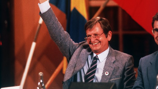 Olof Palme 1985. Maktutredningen som tillsattes 1985 konstaterade: ”Medborgarundersökningen visar att många som kommer i kontakt med det offentliga känner tyst vanmakt”, skriver debattören.