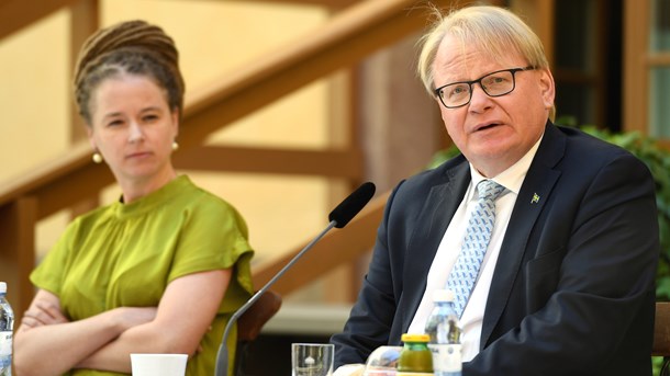 Överblick: Riksdagsöppning och Hultqvist förlorar strid