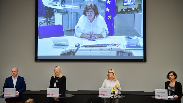 Erik Magnusson, Socialstyrelsen, Anja Clausin, FMV, Anneli Bergholm-Söder, MSB, och Paraskevi Michou, geraldirektör rescEU, EU-kommissionen på länk.