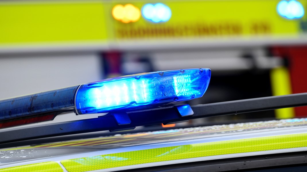 De flesta förstår att de kan behöva hjälp av ambulans, räddningstjänst eller polis. Men alla tänker inte på att det finns människor som kan behöva akut skydd av socialtjänsten, skriver debattören.