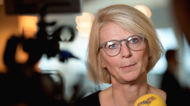 Överblick: Lex Lilla Hjärtat presenteras och M svarar Lööf