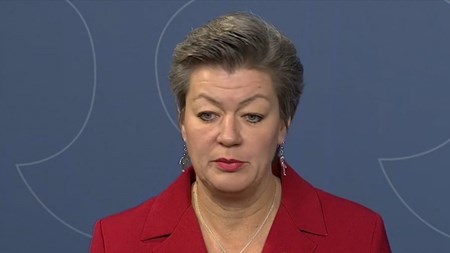 Nyanlända kommunplaceras inte alltid där det finns jobb, konstaterade arbetsmarknadsminister Ylva Johansson (S) på presskonferensen.