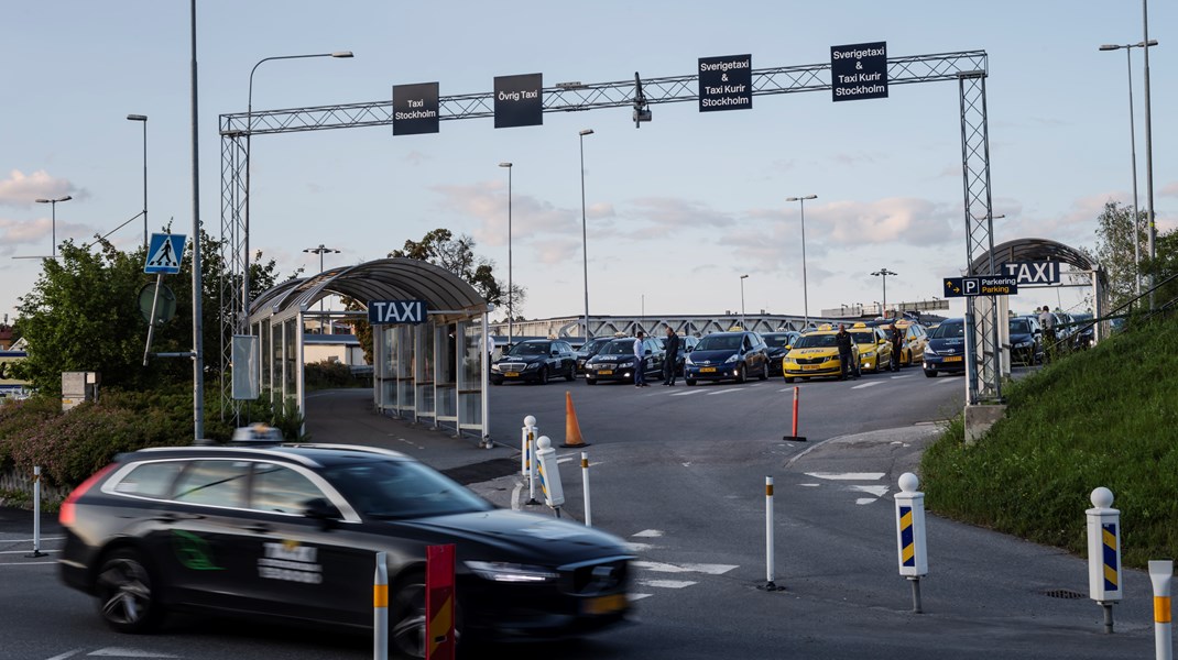 ”Om man ska lägga ner Bromma måste det ske efter utökad kapacitet på Arlanda och säkrad infrastruktur mellan Arlanda, Stockholm och övriga Mälardalsregionen.”