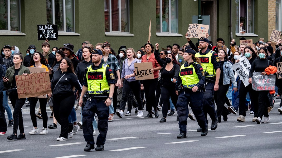 När samhället öppnar på allvar efter pandemin kommer de sociala protesterna troligtvis att öka i antal. Det bedömer två forskare från Roskilde universitet, efter att ha undersökt hur befolkningen i 15 europeiska länder reagerar i samband med kriser. (Arkivbild från en Black Lives Matter-demonstration i Malmö för drygt ett år sedan.)