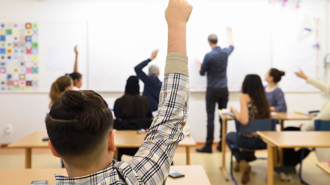 Individen borde vara utgångspunkten för skoldebatten, menar debattören.