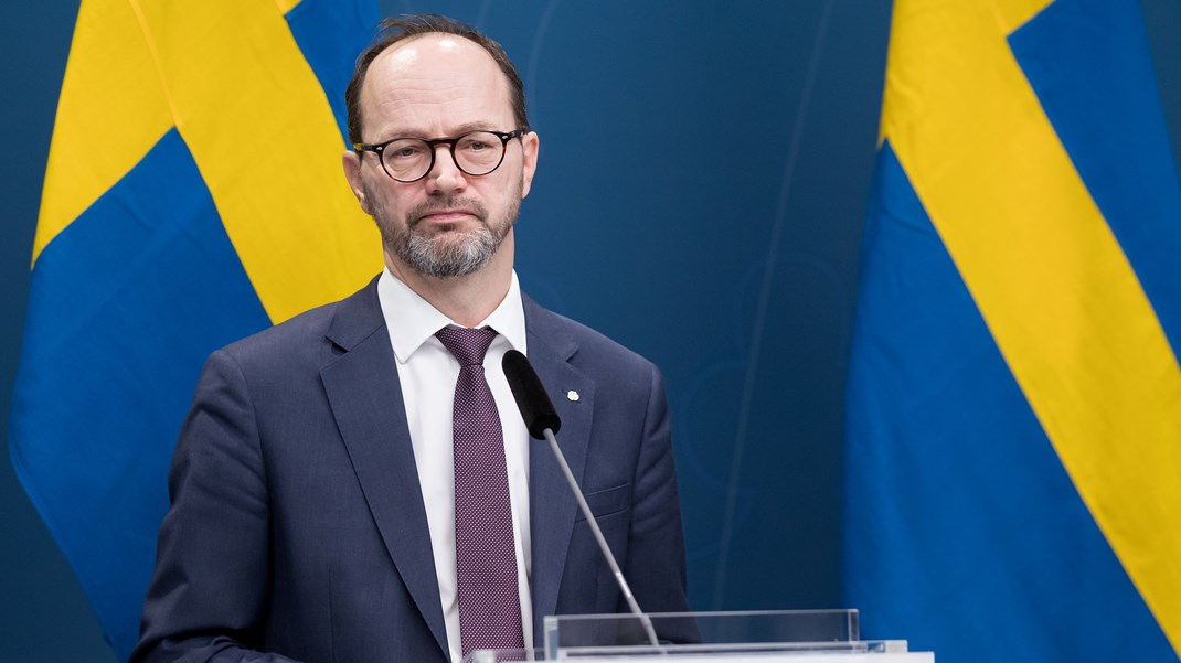 ”Jag kan konstatera att gasbilar även fortsättningsvis kommer räknas som miljöbilar vid statlig upphandling”, säger infrastrukturminister Tomas Eneroth. 