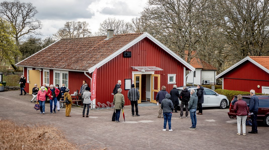 Kyrkor och församlingslokaler har ofta snabbt gjorts om till tillfälliga vaccinationslokaler under pandemin. Som här, kyrkstugan i Stora Lundby kyrka i Lerum.  