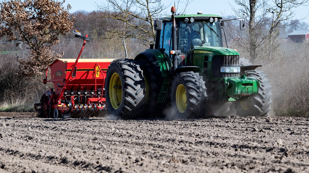 ”Myndigheterna behöver främja och underlätta för lantbrukare som vill och kan producera mer hållbar mat i Sverige”.