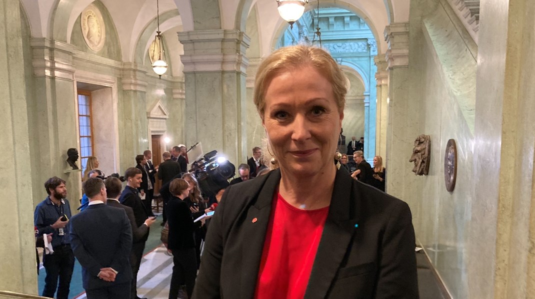 Kulturminister Jeanette Gustafsdotter har hamnat i blåsväder. 