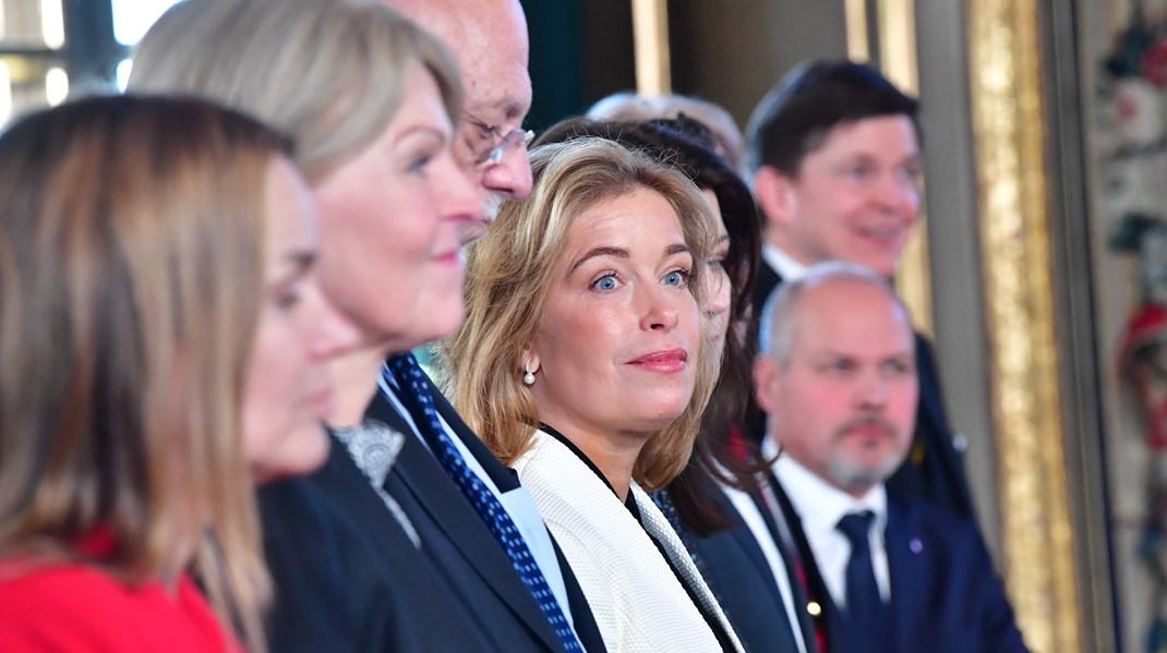 Klimat- och miljöminister Annika Strandhäll (S) och regeringen har landat i att de fem vattenmyndigheternas åtgärdsprogram för vattenförvaltningen till och med år 2027 ska prövas. Det meddelade miljödepartementet på måndagen.