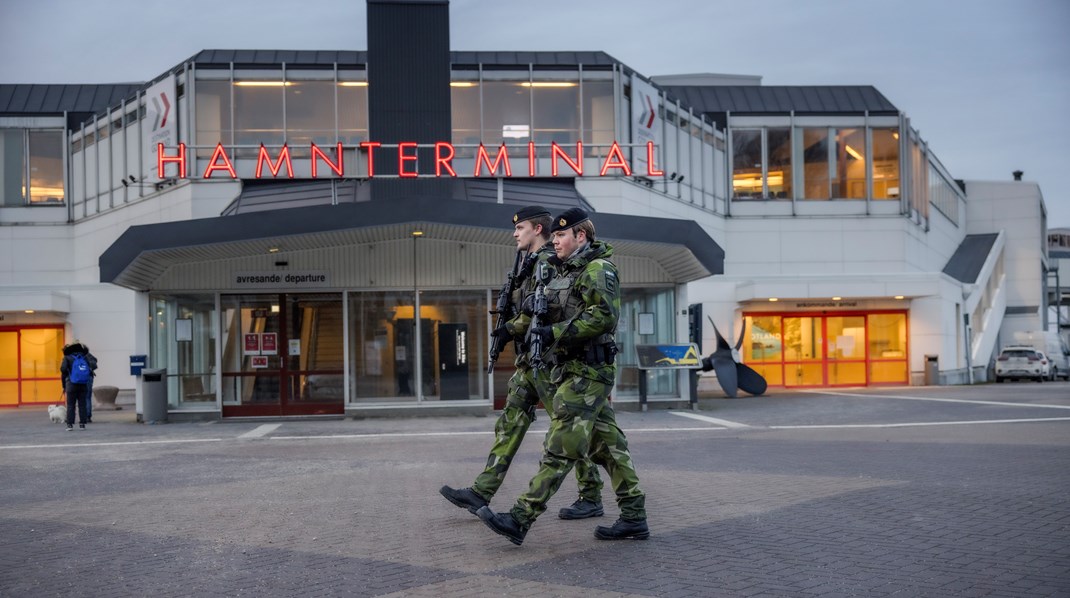 Överblick: Statsministern har corona och försvaret kallar in reserver till Gotland