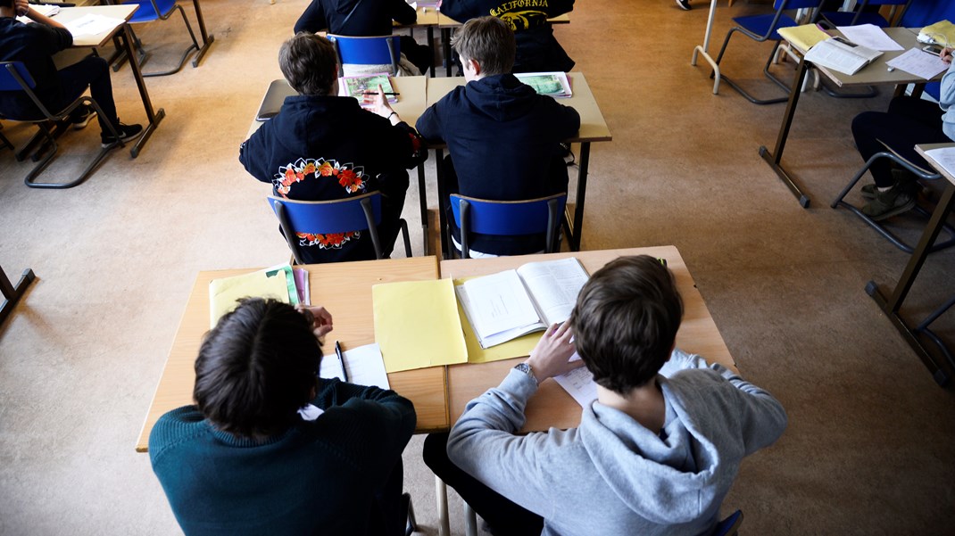 Skolan präglas inte längre av trygghet och studiero, vilket är en förutsättning för att elever ska lyckas ta till sig kunskap, skriver debattören. 