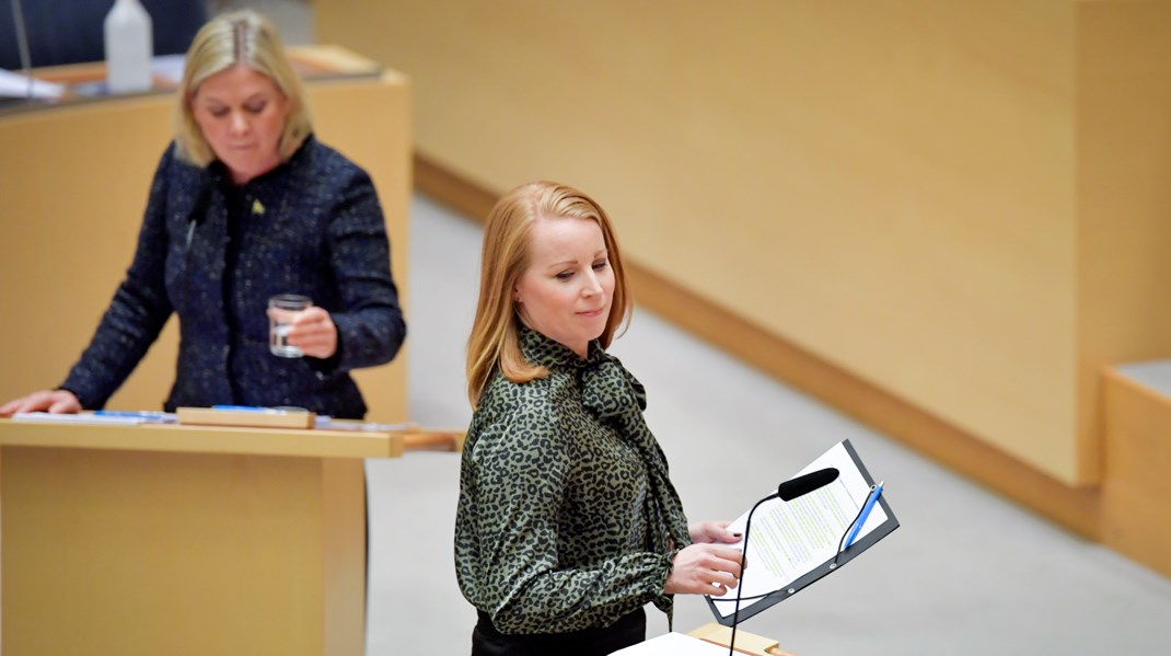 Annie Lööf (C) och Magdalena Andersson (S)