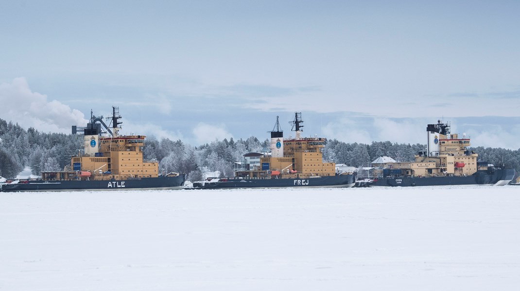 M: Ge isbrytarna en tydlig roll i totalförsvaret