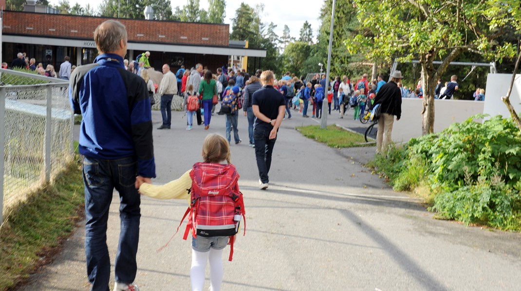 ”I Sverige måste du kunna hitta information om vem eller vilka som påverkar ditt barns utbildning”.