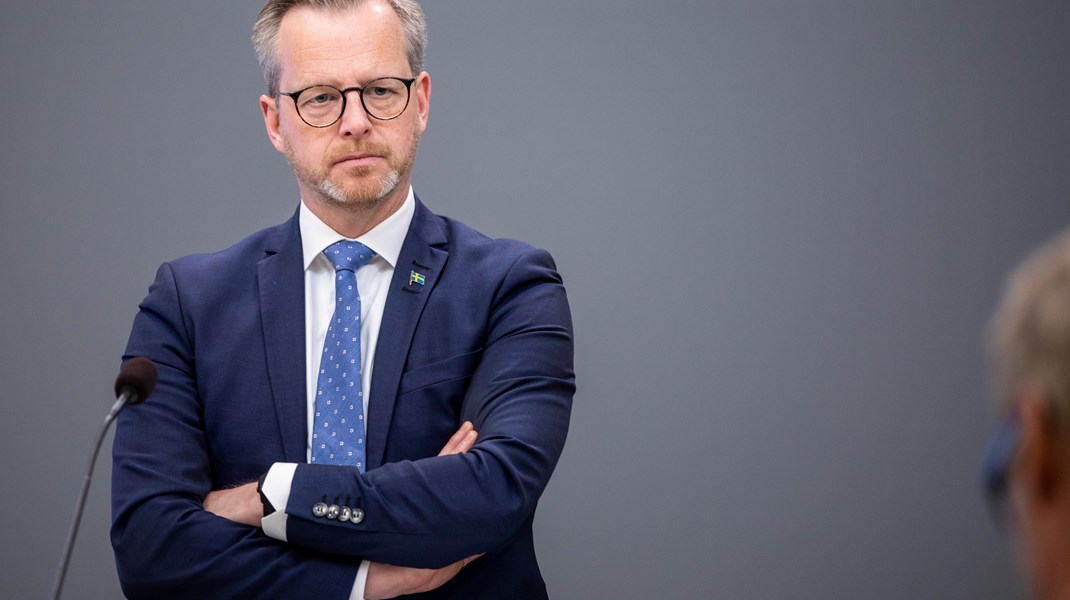 Damberg svar på kritik om bilstödslucka i Bonus-malus: Snabbaste sättet