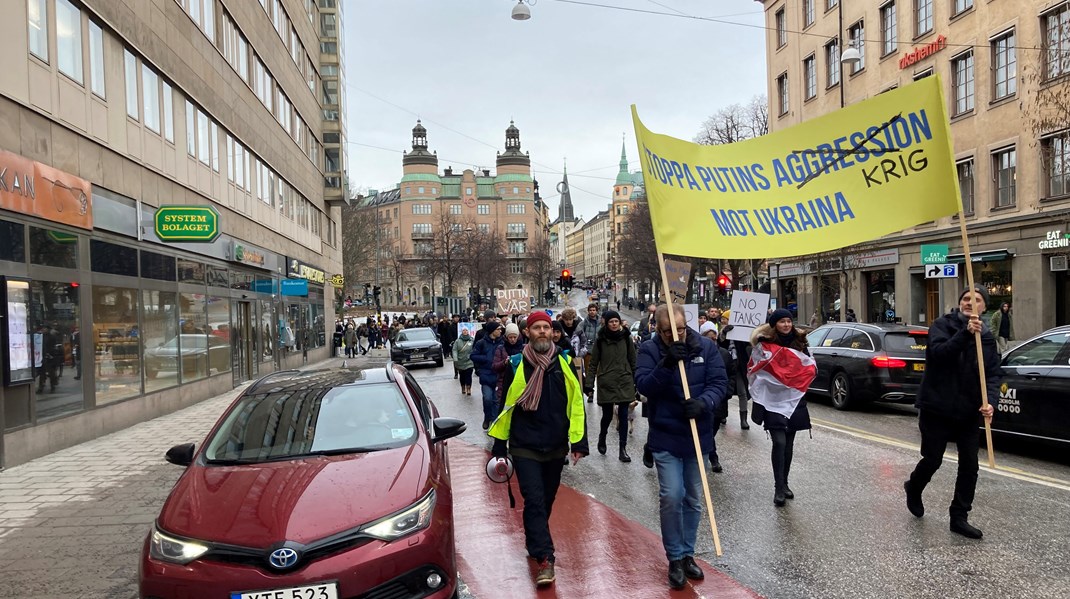 Fredsrörelsen mobiliserar mot Putins invasionskrig