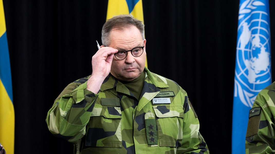 Live: Försvarsmakten uppdaterar om säkerhetsläget och krigets lagar