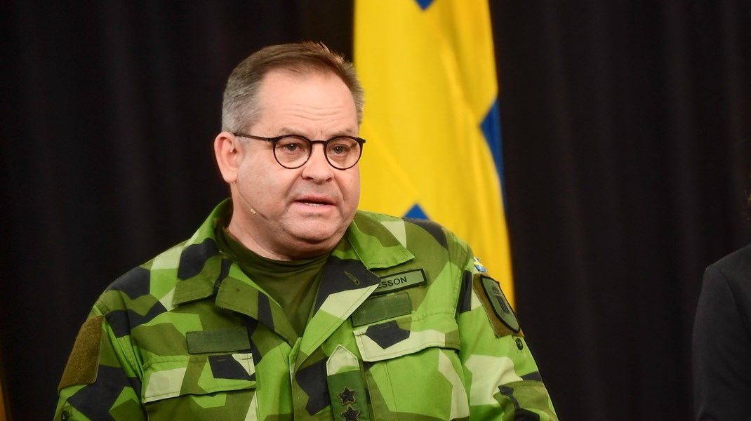 Pressträff: Claesson och Försvarsmakten om säkerhetsläget