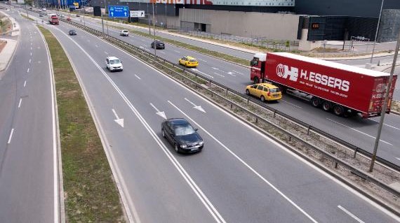 Frågan om medlemsländernas möjligheter att nå transportmålen på förnybartsidan är bland annat fortsatt uppe för diskussion. 