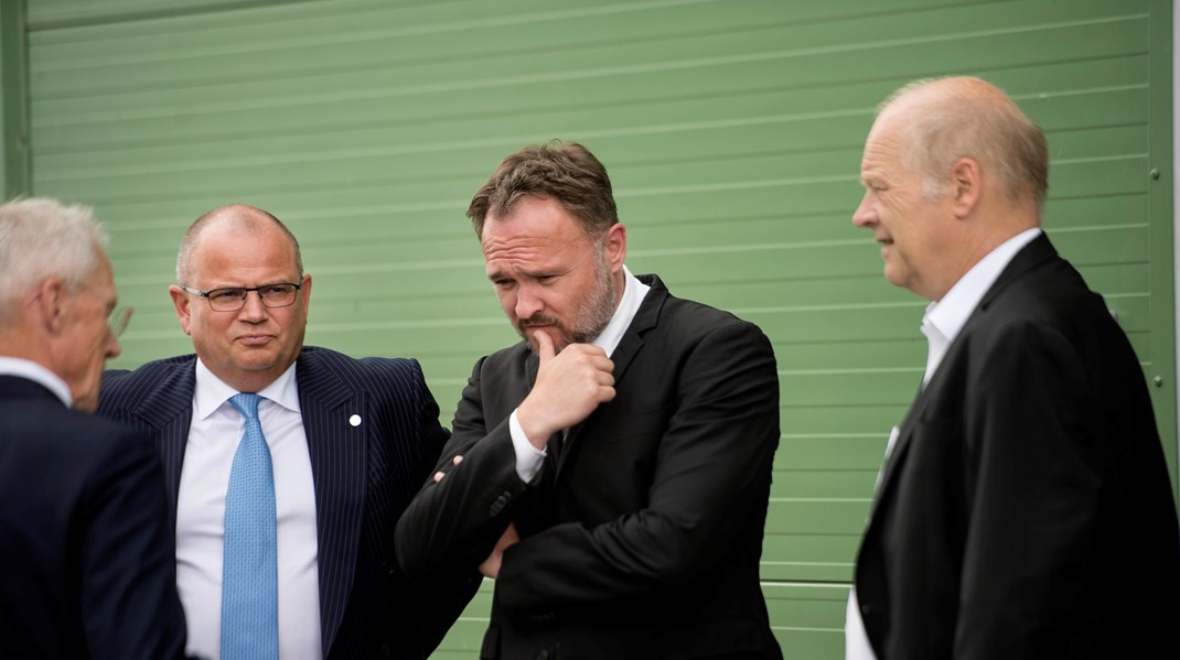 Vindkraftsbolagen LORC och Vestas ledare i samtal med Danmarks energi- och klimatminister Dan Jørgensen.