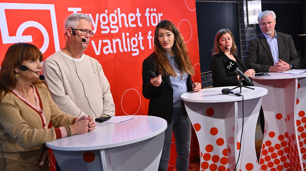 Marie Nilsson, ordförande IF Metall, Tommy Wreeth, ordförande Transport, Susanna Gideonsson, LOs ordförande, Malin Ragnegård, ordförande Kommunal, och Torbjörn Johansson, LOs avtalssekreterare under presskonferens för att berätta att LO har enats om gemensamma lönekrav i kommande avtalsrörelse 2023.