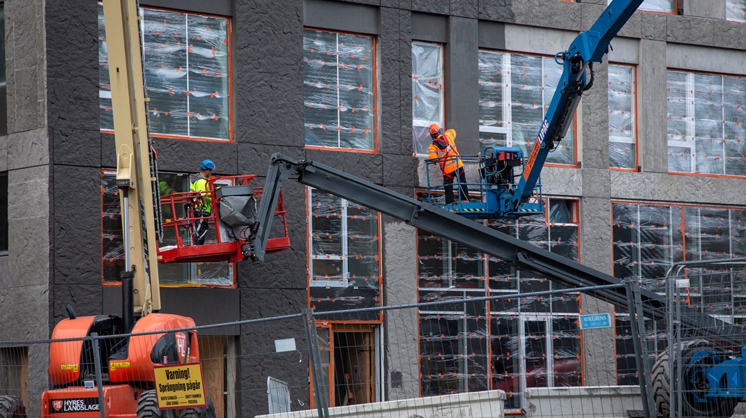 Den vikande ekonomin är ett stort hinder för att få till bostadsbyggandet framöver. Det visar en enkät bland Sveriges kommuner som Altinget genomfört. 