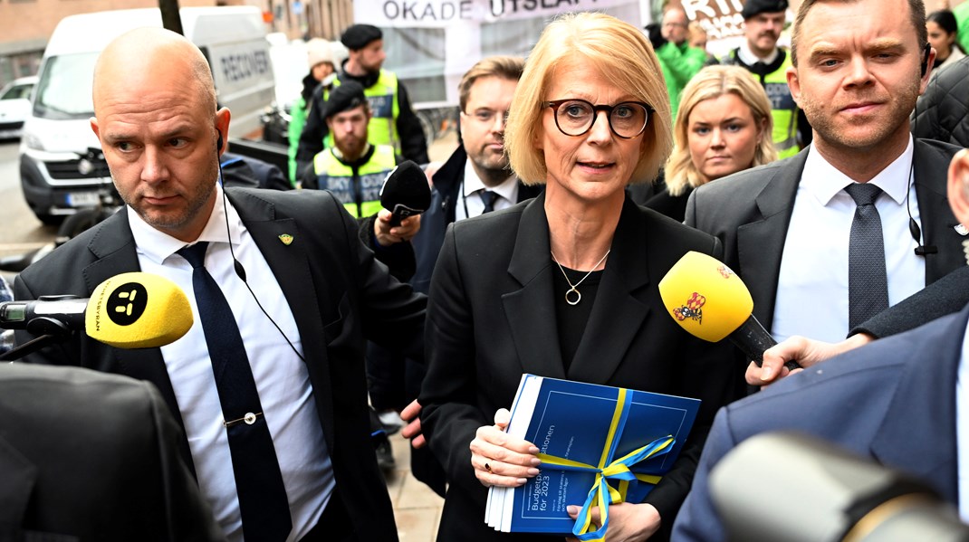 Regeringen får kritik för att inte satsa på bostadsreformer i den nya budgeten som finansminister Elisabeth Svantesson presenterade under tisdagen. 