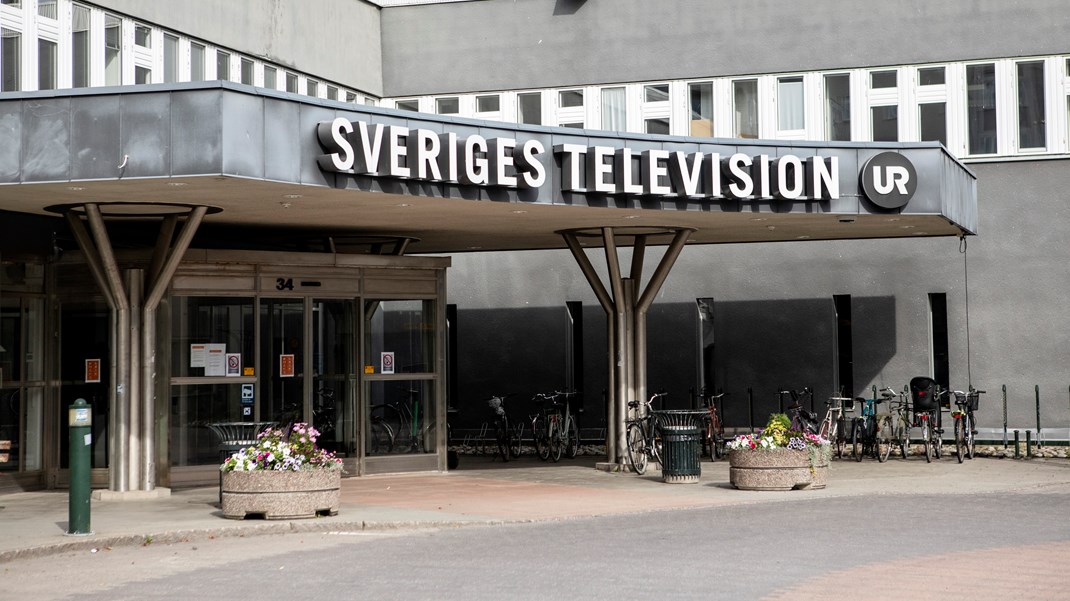 Sammanfattningsvis efterlyser vi en större ödmjukhet från SVT:s sida i stället för att man nonchalant övertolkar forskning och anser sig veta bäst hur dagspressen påverkas och drabbas, skriver chefredaktörerna. 