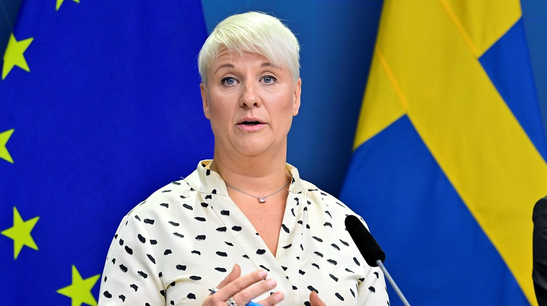 Vi som företräder personer med funktionsnedsättning, vill ha besked. Vi riktar oss till socialförsäkringsminister Anna Tenje.
Vad tänker regeringen göra för att vår målgrupp ska få del av hela den aviserade höjningen? Det skriver Funktionsrätt Sverige.