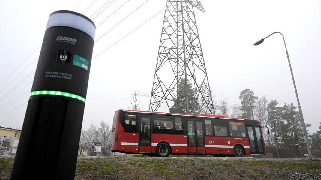 Så kan regeringen bedriva en klimatvänligare transportpolitik