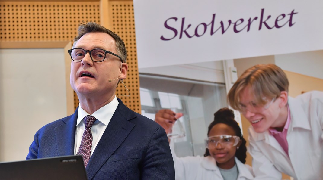 Skolverkets uppdrag om digitala nationella prov och central rättning var en del av januariavtalet mellan S, MP, C och L. 