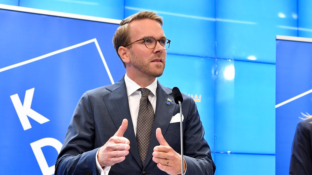 Regeringen går vidare med förslaget att göra det obligatoriskt för kommunerna att tillhandahålla digitala översikts- och regionplaner. 