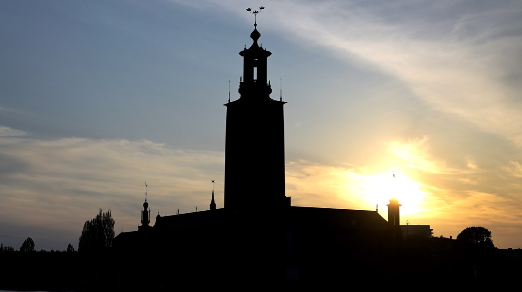 Stockholms stadshus hade rivits för 50 år sen om man hade utgått från dagens norm för en byggnads livslängd, påpekar debattören.