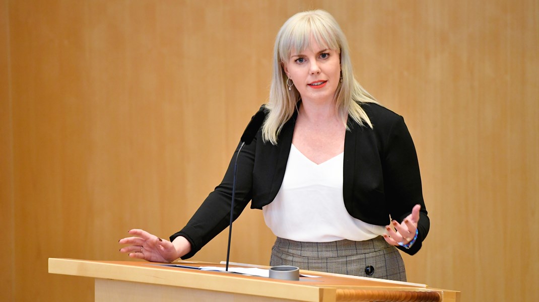 Jag noterar att Liberalerna i dag är tysta om språktest för tvååringar och kopplingen till tvångsomhändertagande, skriver Linda Westerlund Snecker.