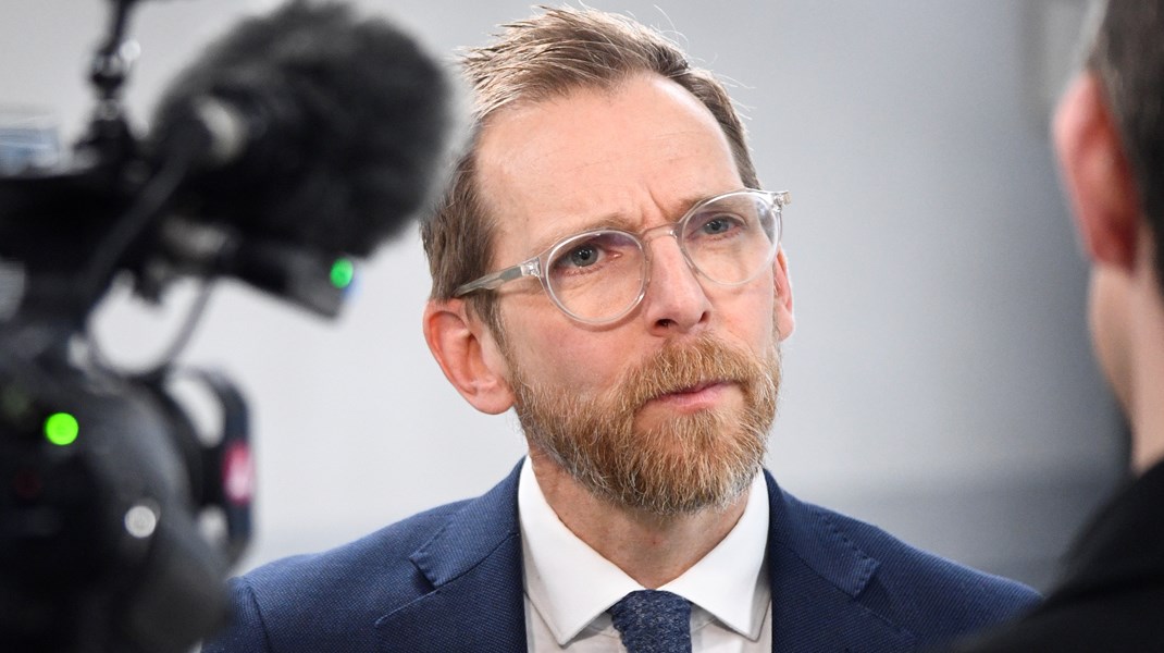 När Sveriges socialminister Jakob Forssmed (KD) står värd för ett globalt möte om antibiotikaresistens bör han säkerställa att preventiva åtgärder lyfts upp som en viktig del av lösningen, skriver debattörerna.