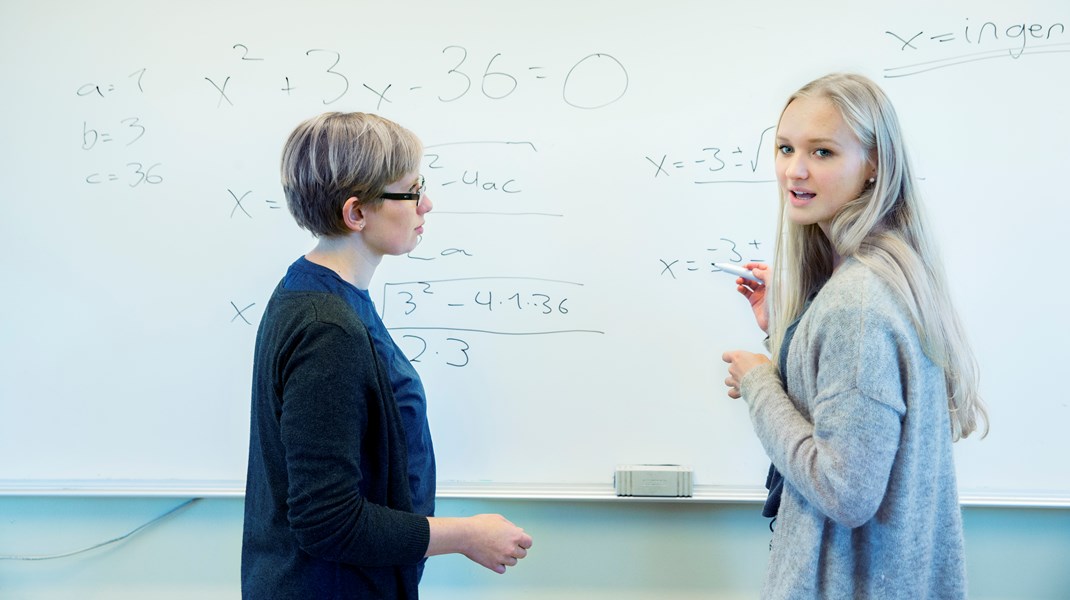 När det gäller matematikundervisningen hopar sig orosmolnen, skriver debattörerna.