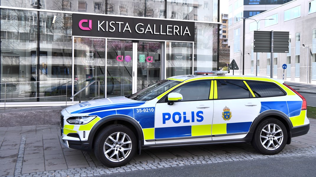 Förorten förlorar när företag och myndigheter lämnar