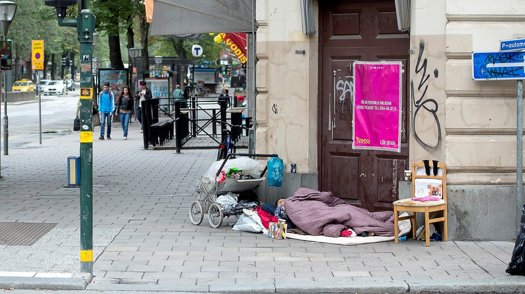 Ojämlikheten ökar, fler unga känner sig ensamma och upplever missnöje och en betydande minoritet har inte tillgång till det gemensamma som utgör vårt samhällsapparat, skriver debattörerna.