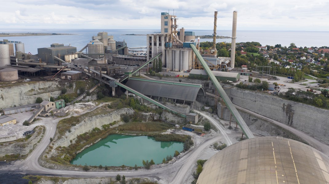 Cementas avslag inget typiskt miljötillståndsärende.