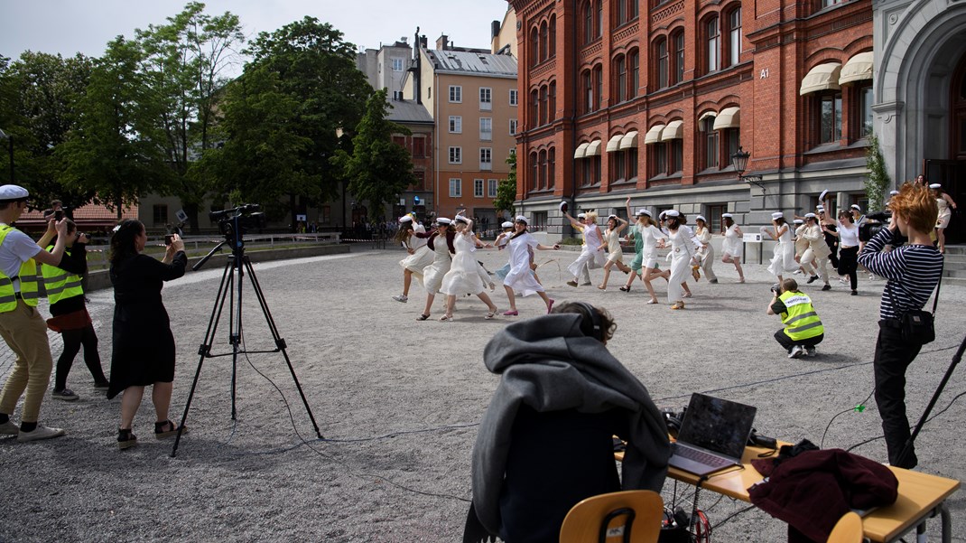 Ett gäng glada studenter i Stockholm.