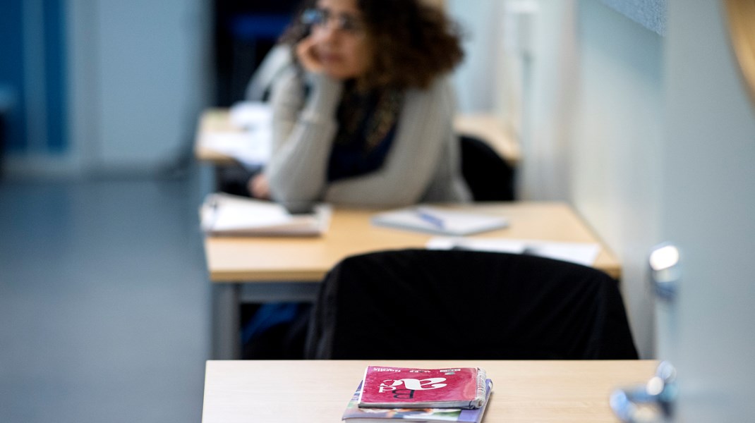 Mycket i samhället har förändrats men fortfarande finns stora grupper som inte fått tillgång till den utbildning de behövt. Folkbildningen kan vara en del av lösningen, enligt debattören.