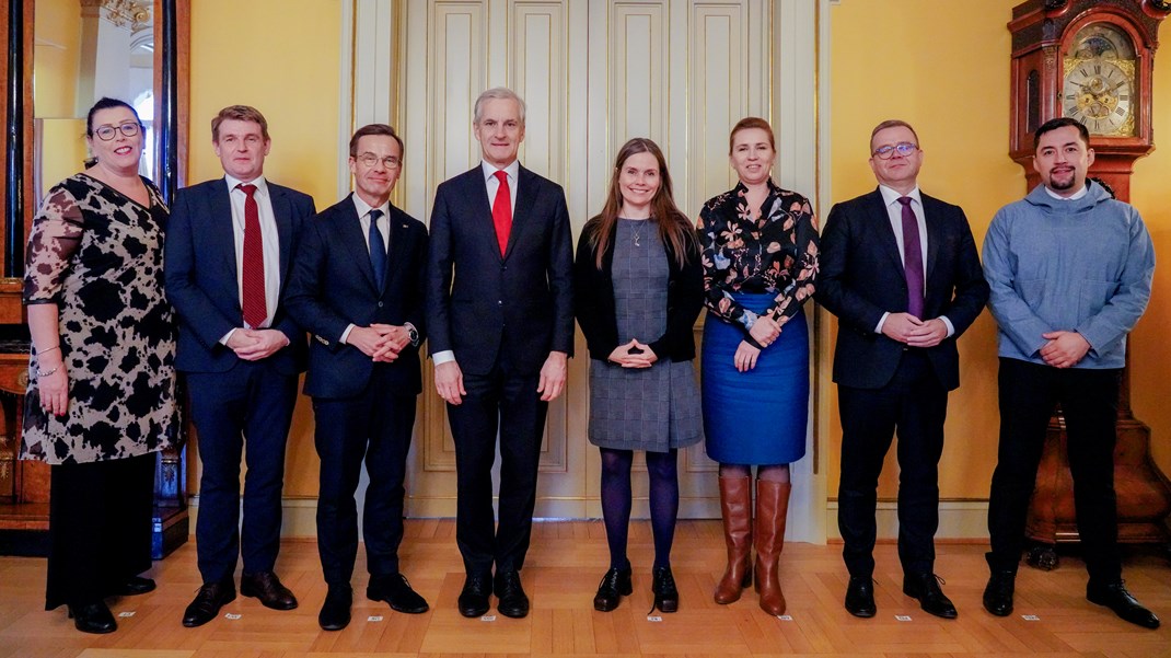 Alla regeringschefer under Nordiska rådets session i Oslo. Nummer två från vänster är Färöarnas lagman Aksel V. Johannesen. Längst ut till höger syns Grönlands regeringschef, landsstyresformanden Múte B. Egede.