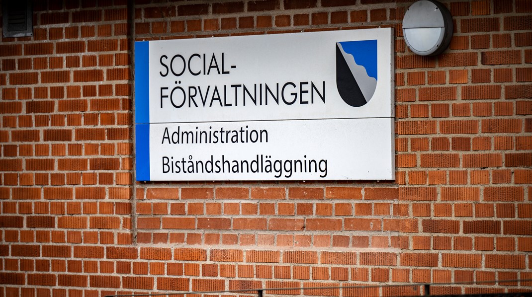 När socialförvaltningen agerar jultomte sätts rättssäkerheten ur spel