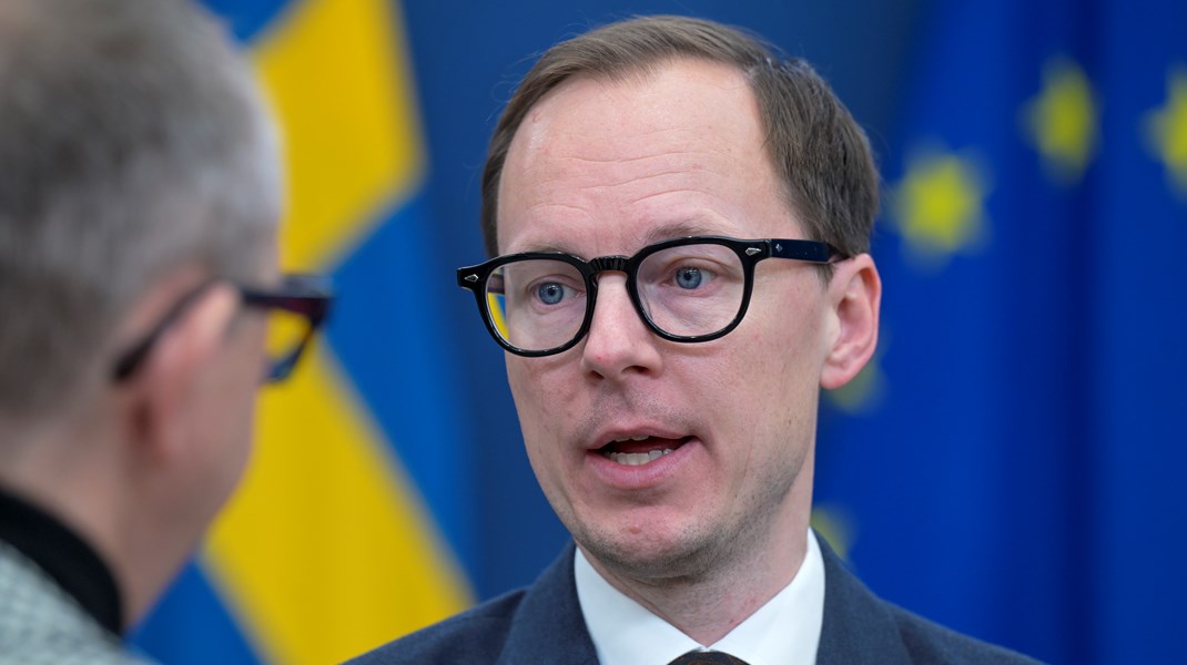 Utbildningsminister Mats Persson (L) ser Riksrevisionens slutsatser som ”mycket oroande”. 